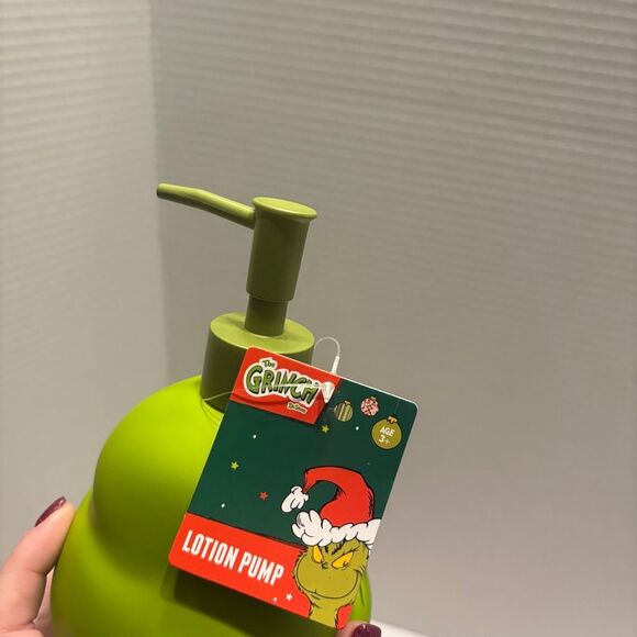 Dr. Seuss The Grinch Who Stole Christmas Figural Lotion Soap Dispenser Pump NWT - Picture 4 of 4